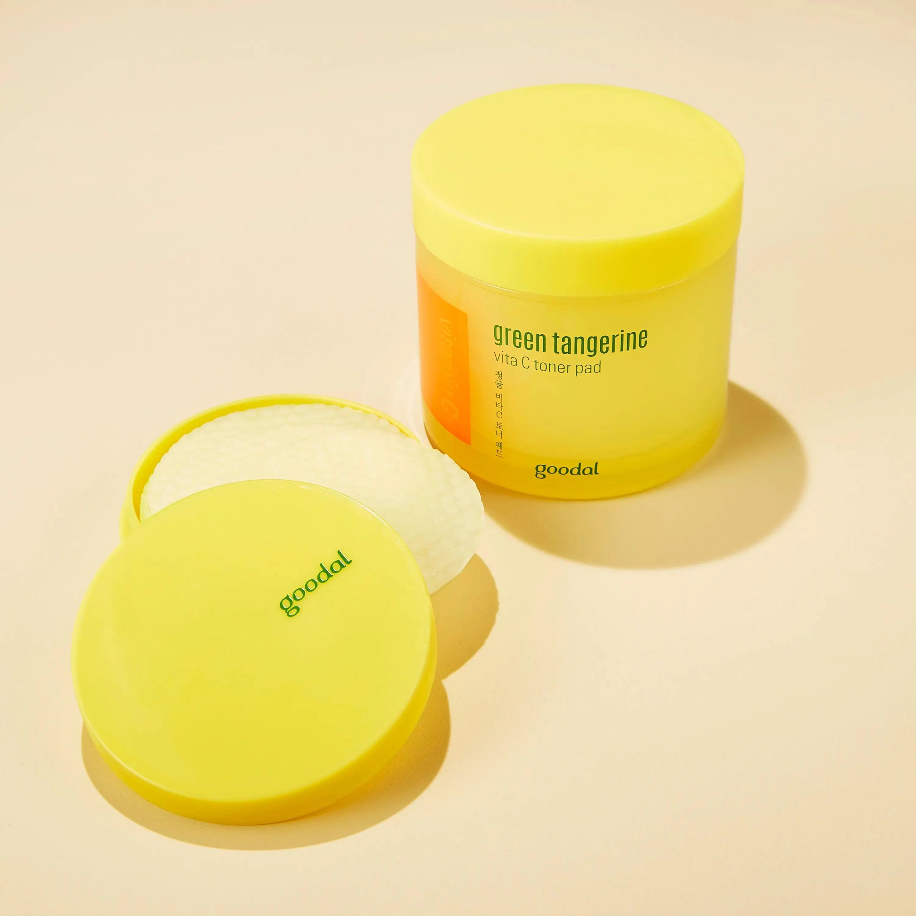 Green Tangerine Vita C Toner Pad (70 pads) - Image 3