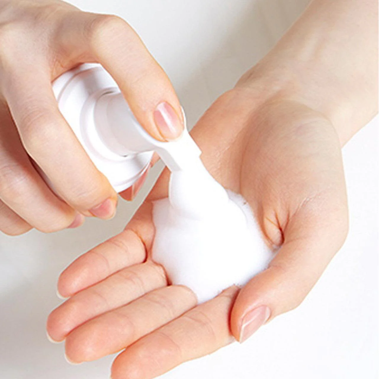 Soon Jung pH 6.5 Whip Cleanser - 150 ml - Image 3